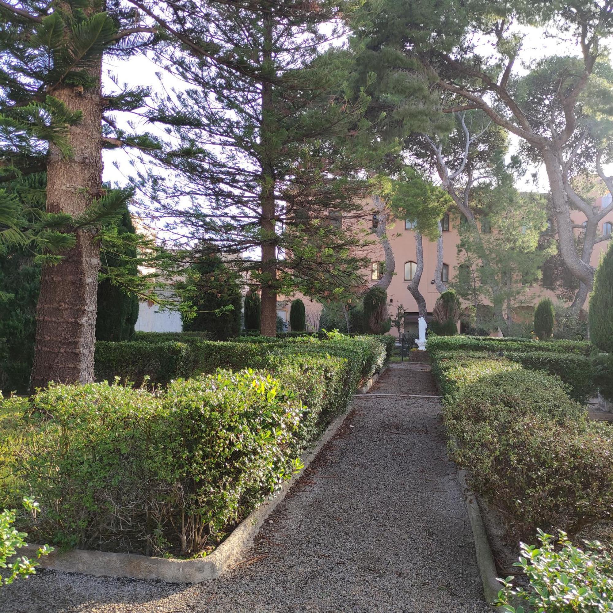 Albergue Rosa Molas Arrabal de Jesus Exteriér fotografie